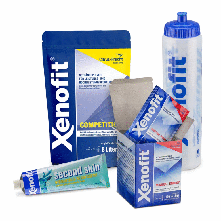 Mehrere Xenofit-Produkte wie Pulverdose, Trinkflasche, Getränkekarton, Tube und Beutel auf weißem Hintergrund.