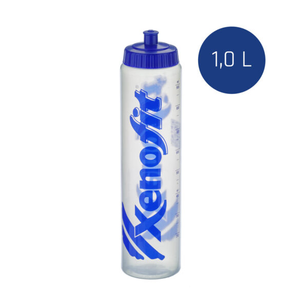 Transparente Trinkflasche mit blauem Deckel und Xenofit-Logo